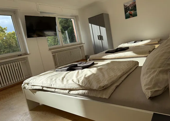 In Bestlage - Voll Ausgestattet Mit Kueche, Wlan, Smart-tvs & Parkplaetze 帕德博恩