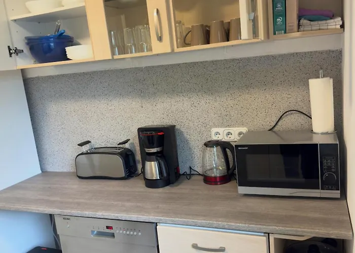 In Bestlage - Voll Ausgestattet Mit Kueche, Wlan, Smart-tvs & Parkplaetze 公寓 帕德博恩