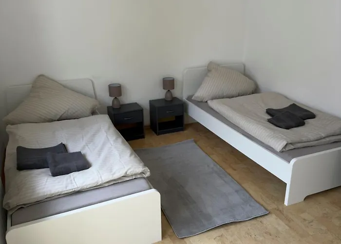 In Bestlage - Voll Ausgestattet Mit Kueche, Wlan, Smart-tvs & Parkplaetze 公寓 帕德博恩