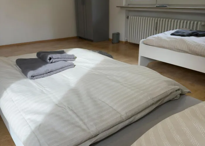 In Bestlage - Voll Ausgestattet Mit Kueche, Wlan, Smart-tvs & Parkplaetze 公寓 *