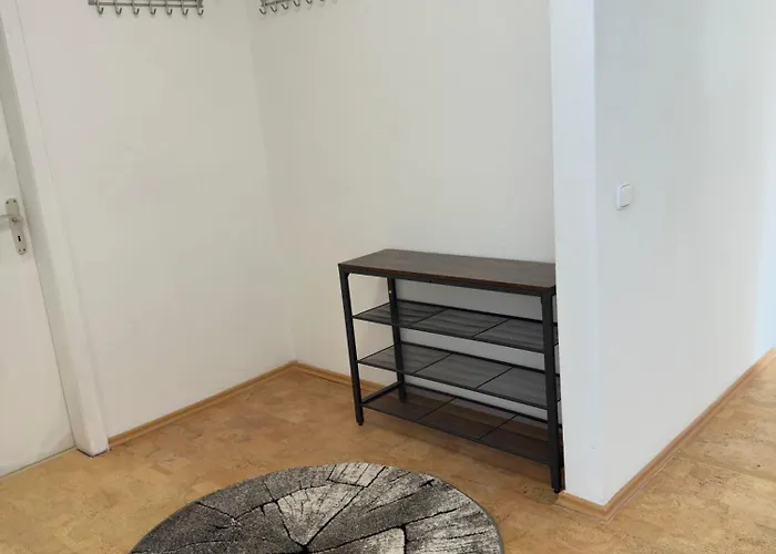 In Bestlage - Voll Ausgestattet Mit Kueche, Wlan, Smart-tvs & Parkplaetze 公寓