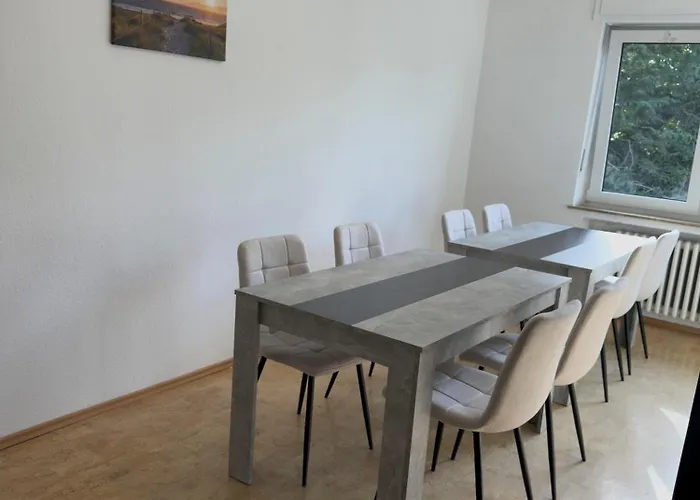 公寓 In Bestlage - Voll Ausgestattet Mit Kueche, Wlan, Smart-tvs & Parkplaetze *